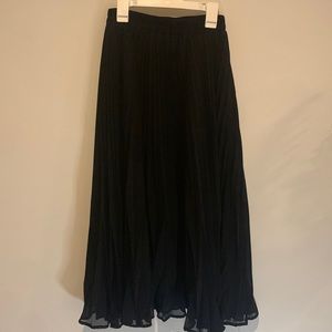 Black Midi Skirt XS